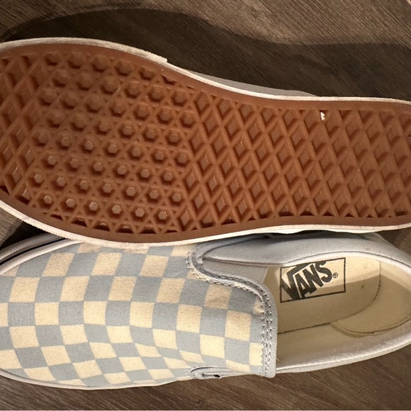 Classic slip on checkerboard shoes size 7.5 - Picture 6 of 7